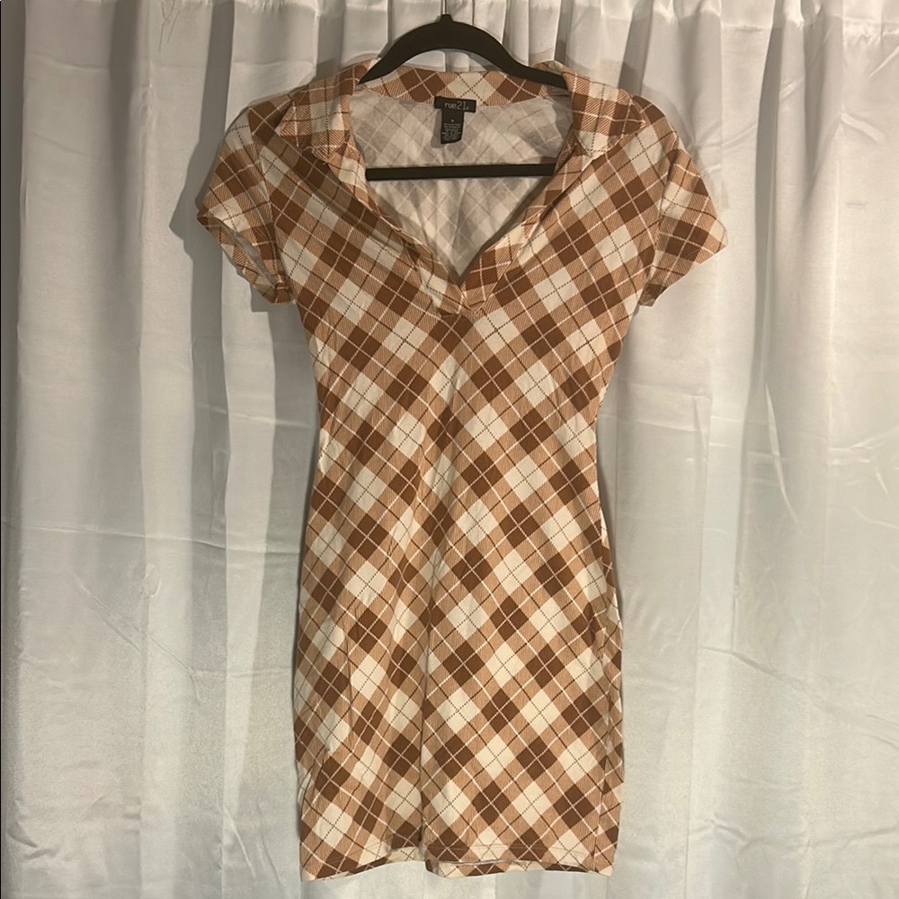 Rue21 Tan and White Plaid Dress
